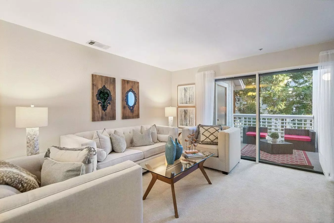 Upper Level 2 Bedroom, 2.5 Bath Condo Located In Ashford Ct. 1 Car Garage &amp; In-unit Laundry! photo 4