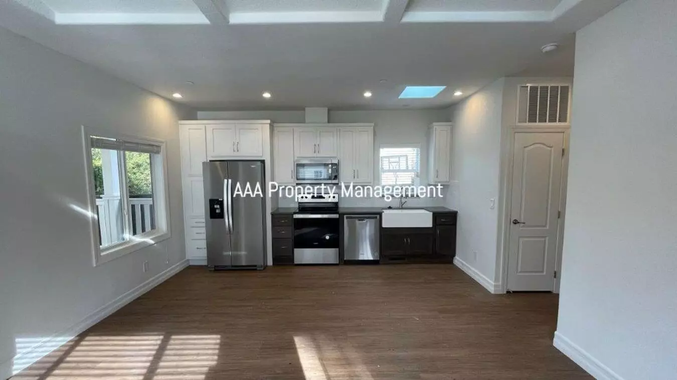 Walnut Creek, Beautiful 2 Bedroom 2 Bathroom Home, Great Location! photo 4