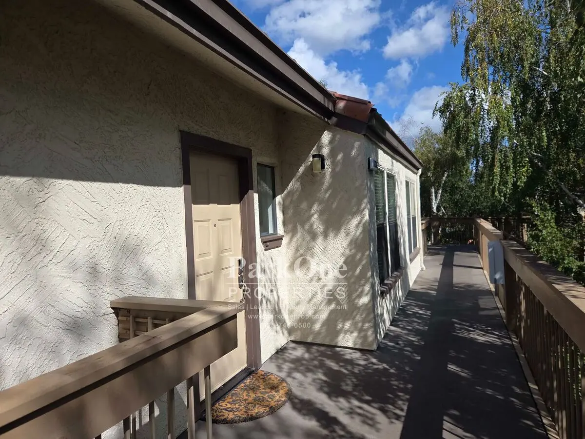 1733 S Villa Way Walnut Creek, CA 94595 photo 2