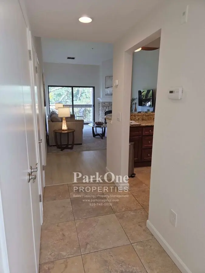 1733 S Villa Way Walnut Creek, CA 94595 photo 4