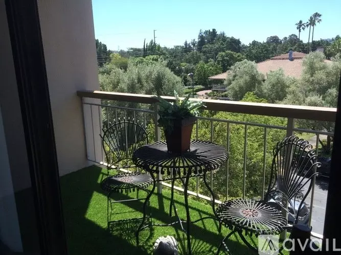 430 North Civic Drive, Walnut Creek, CA 94596 photo 2