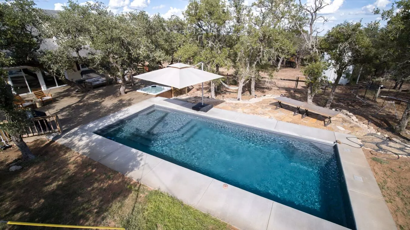 124 S Rainbow Ranch Rd Wimberley, TX 78676 photo 4