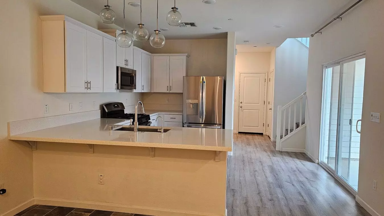 Move In Ready Single Family Home! photo 4