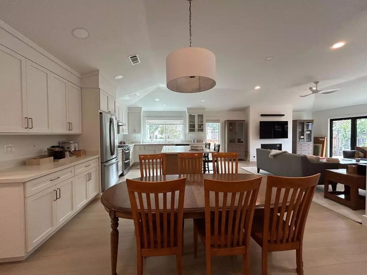 Stunning Newly Rebuilt Yountville Retreat | Fully Furnished photo 4