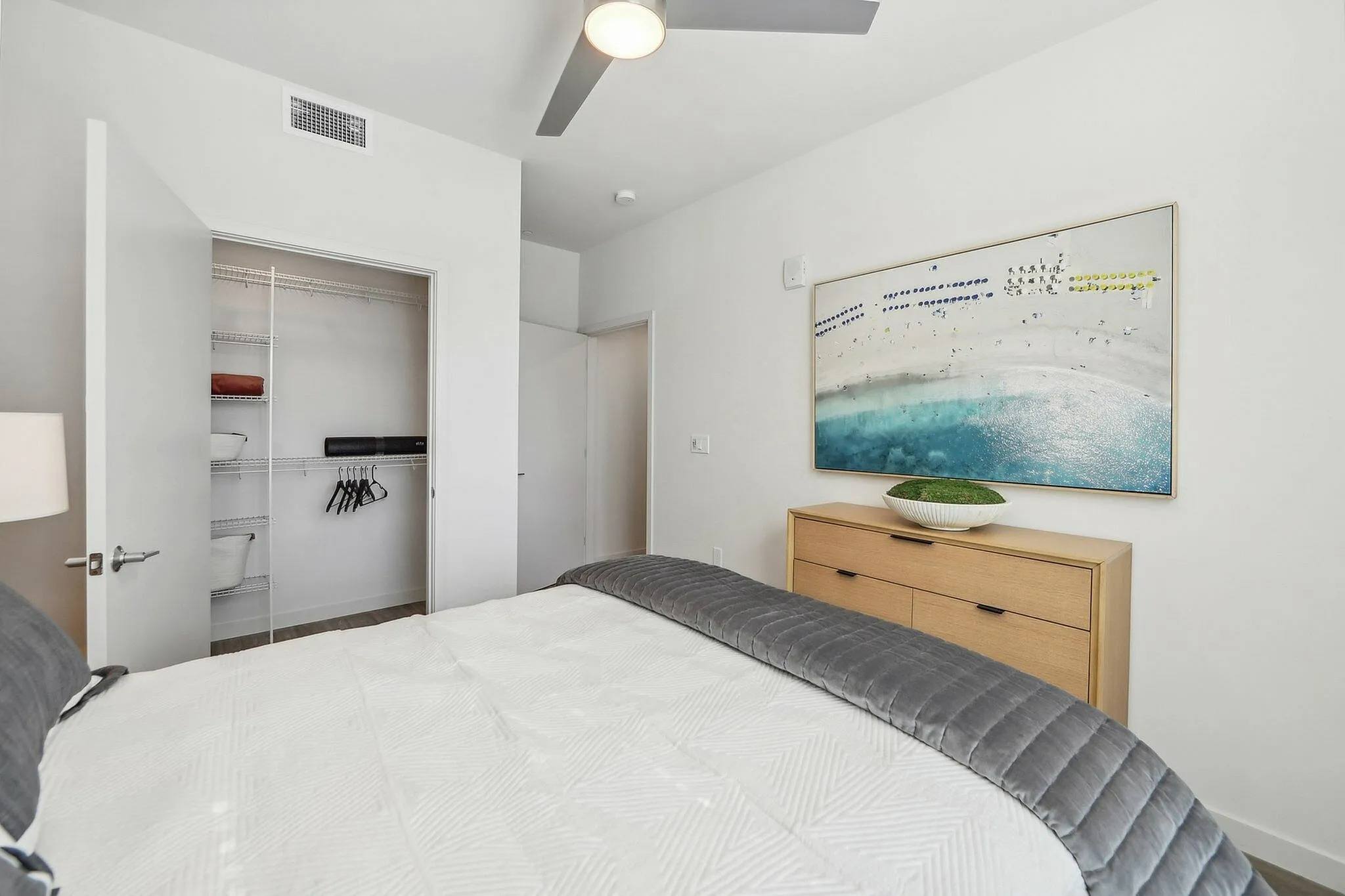 6701 Shellmound St Emeryville, CA 94608 photo 3
