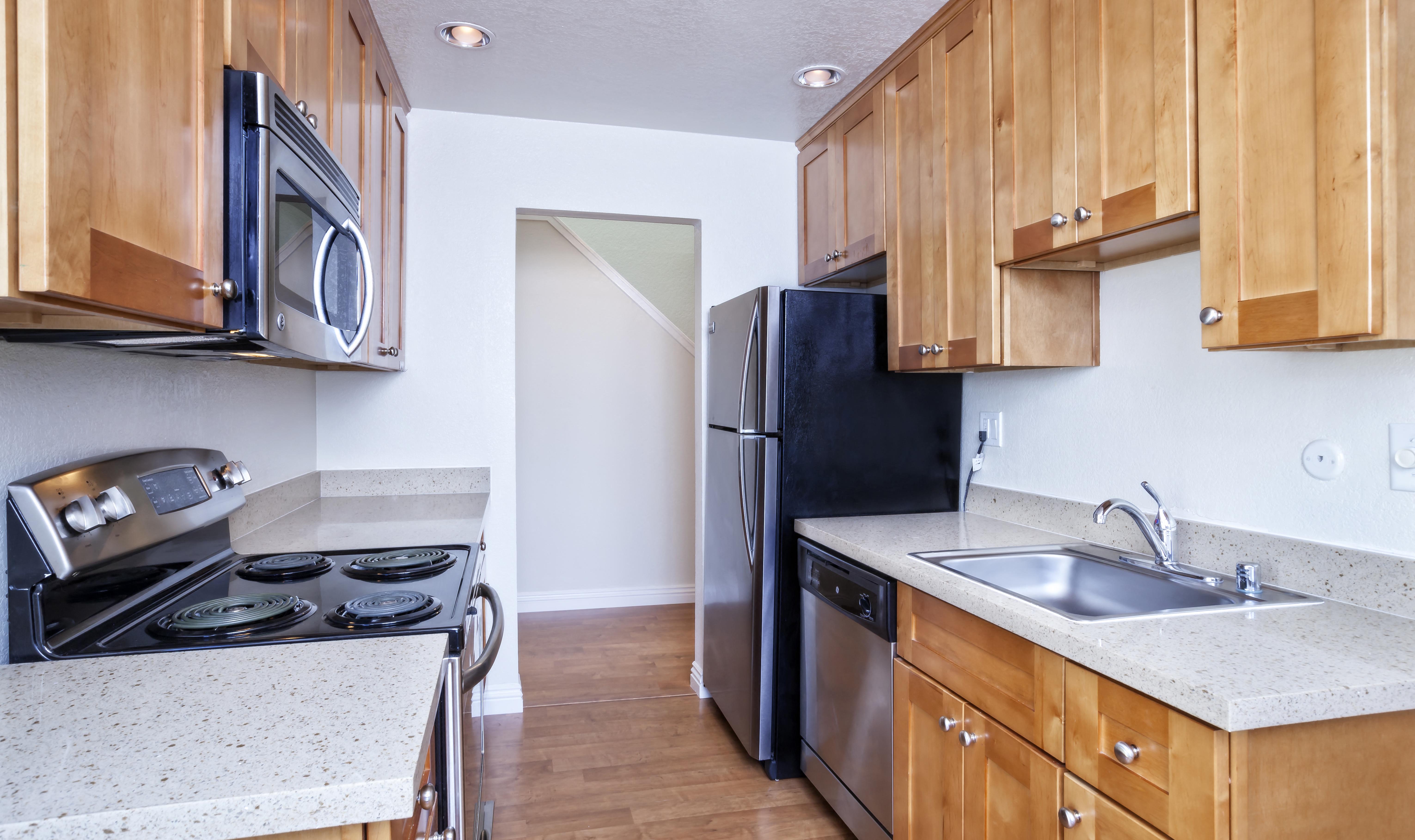 Brookdale Apartments photo 4