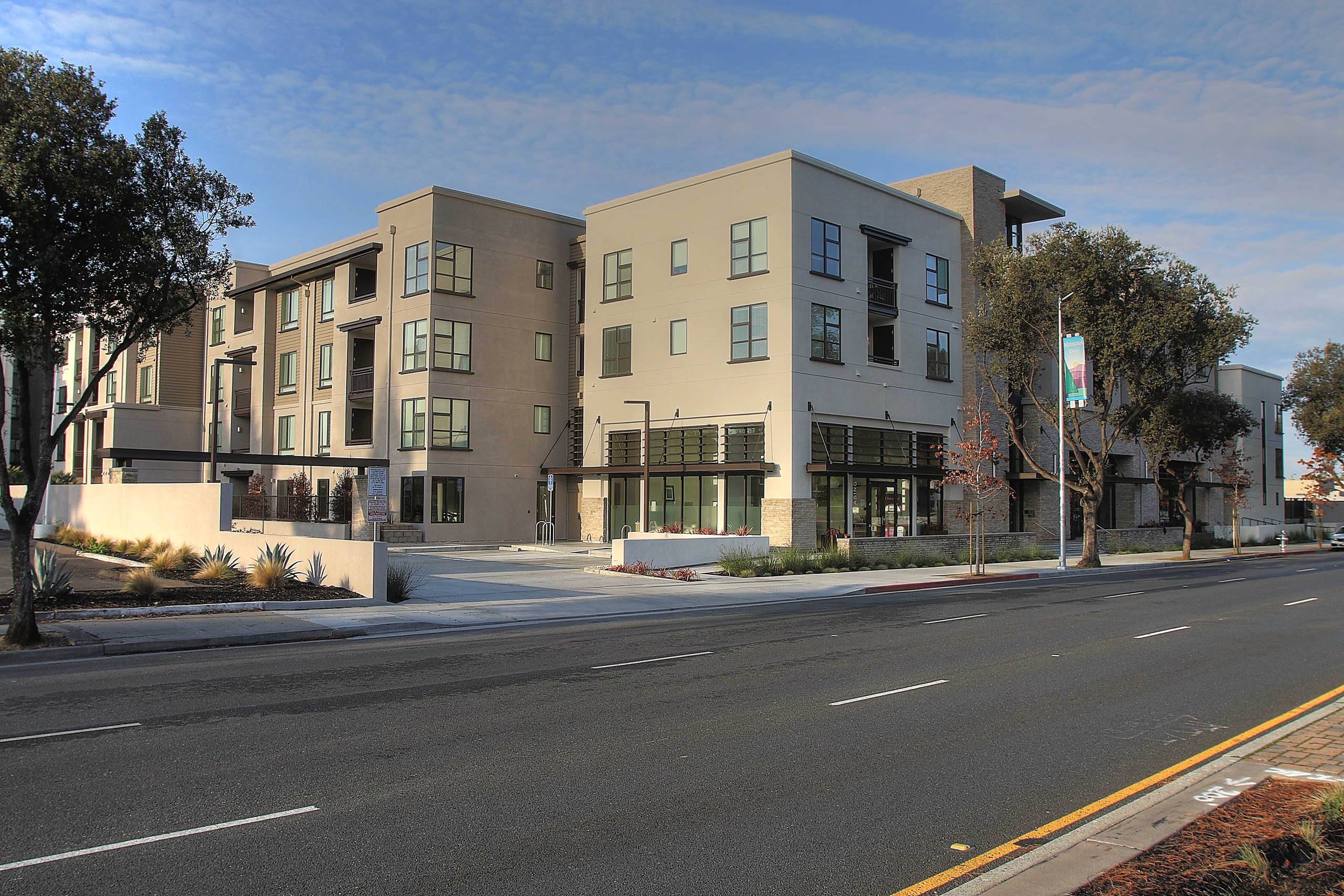 mResidences Mountain View photo 2