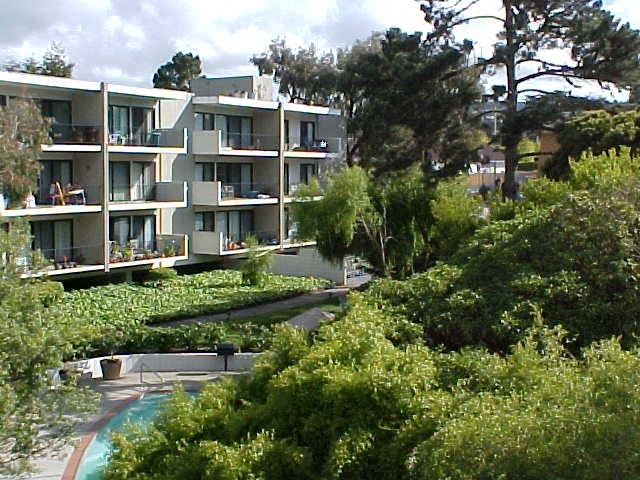 Clubview Apartment Homes photo 3