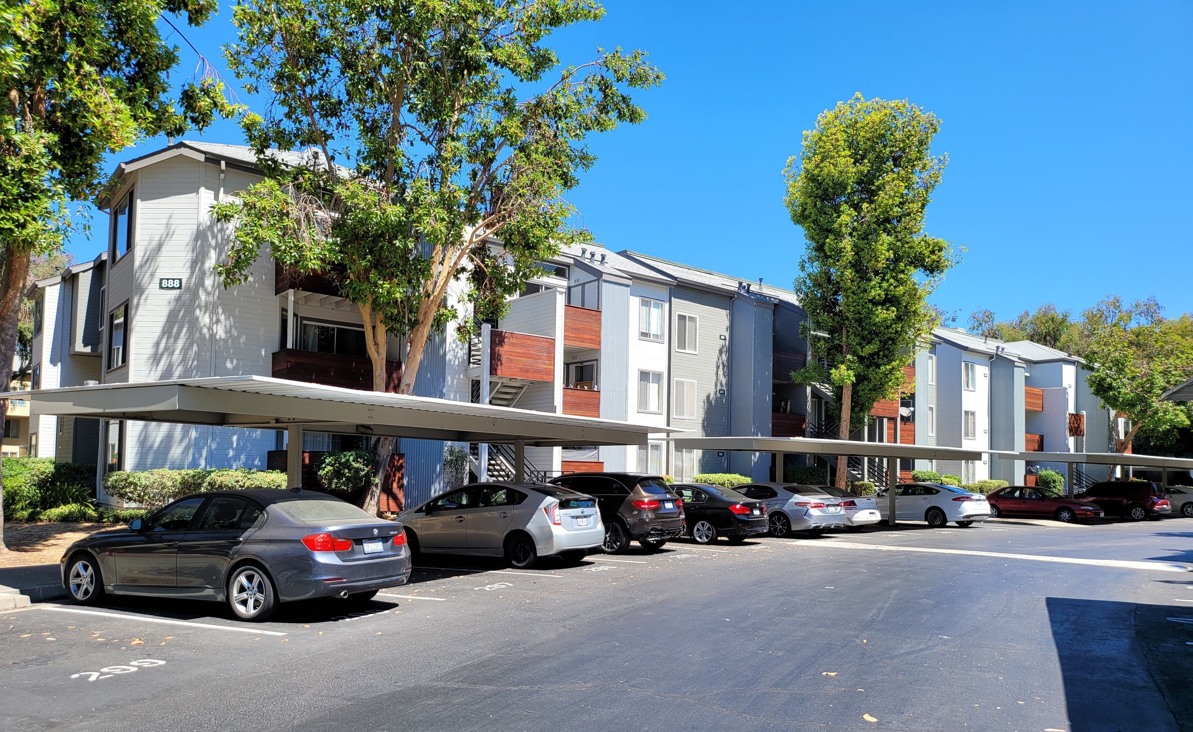 Gateway Apartments photo 4