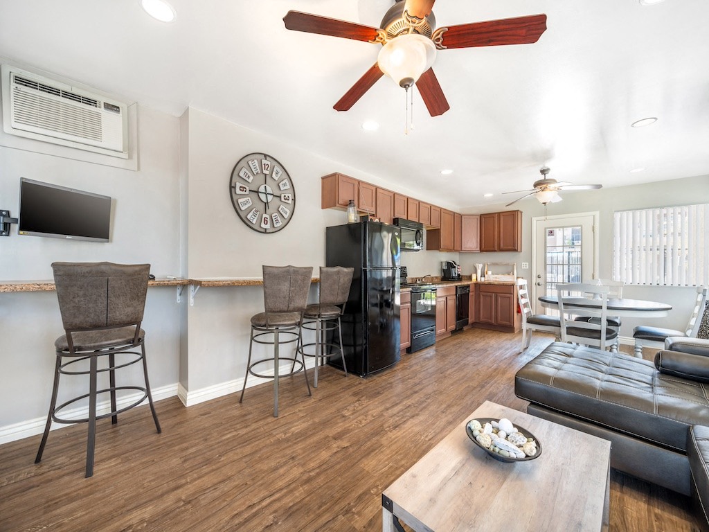 2305 E Main St Mesa, AZ 85213 photo 4