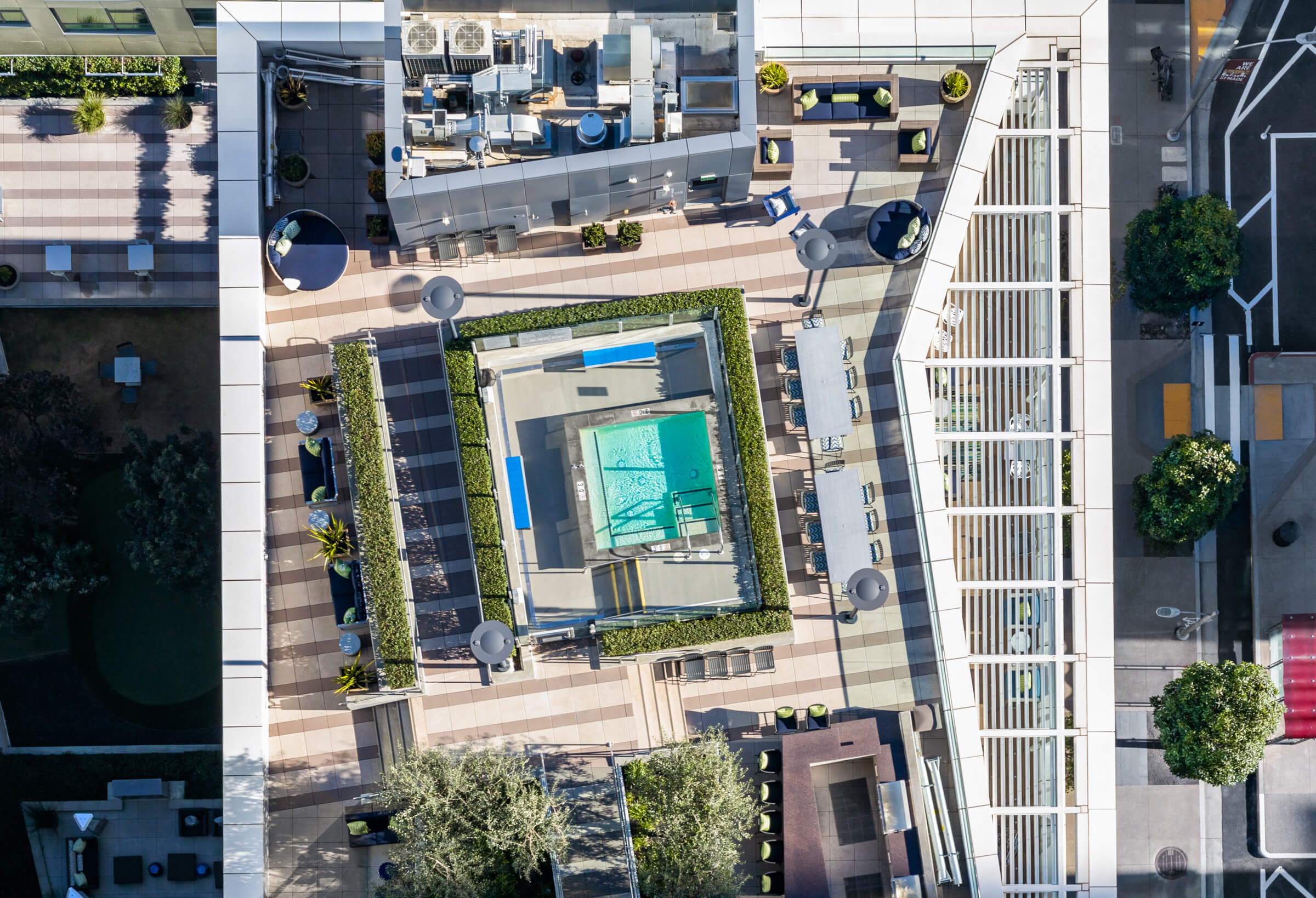 2BR/2BA Apartment on Fremont Street · San Francisco photo 4