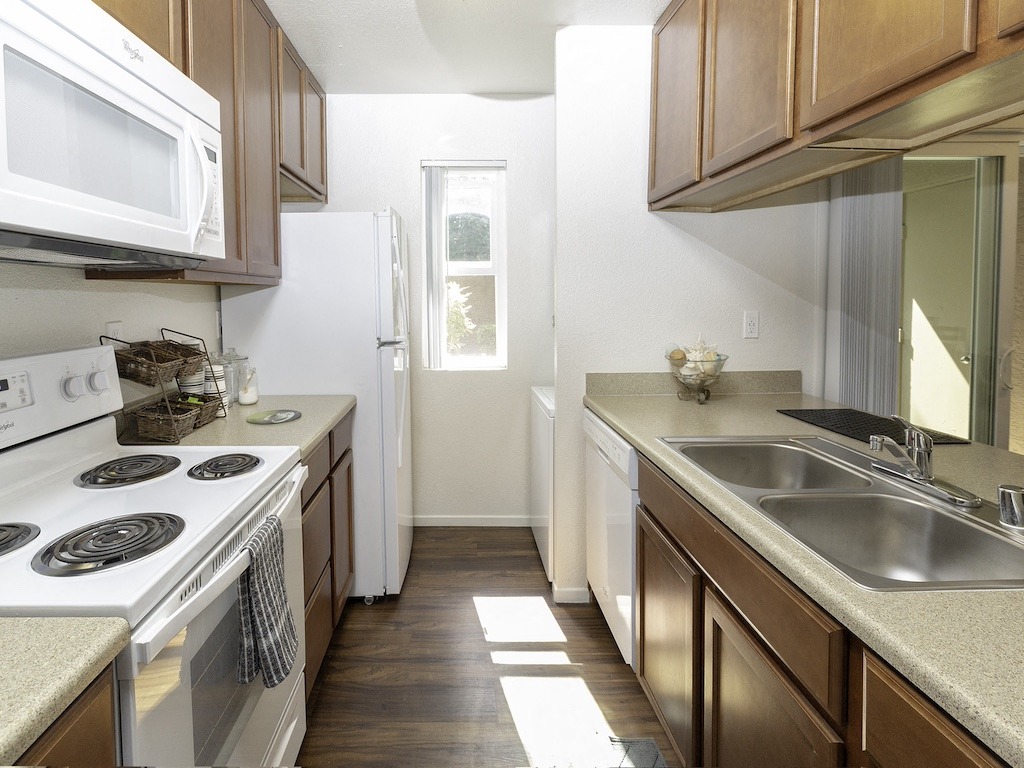 Eucalyptus Grove Apartments