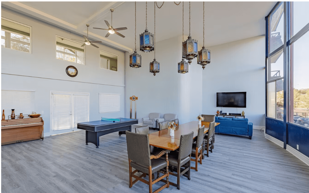Ivanhoe Village Apartments photo 3