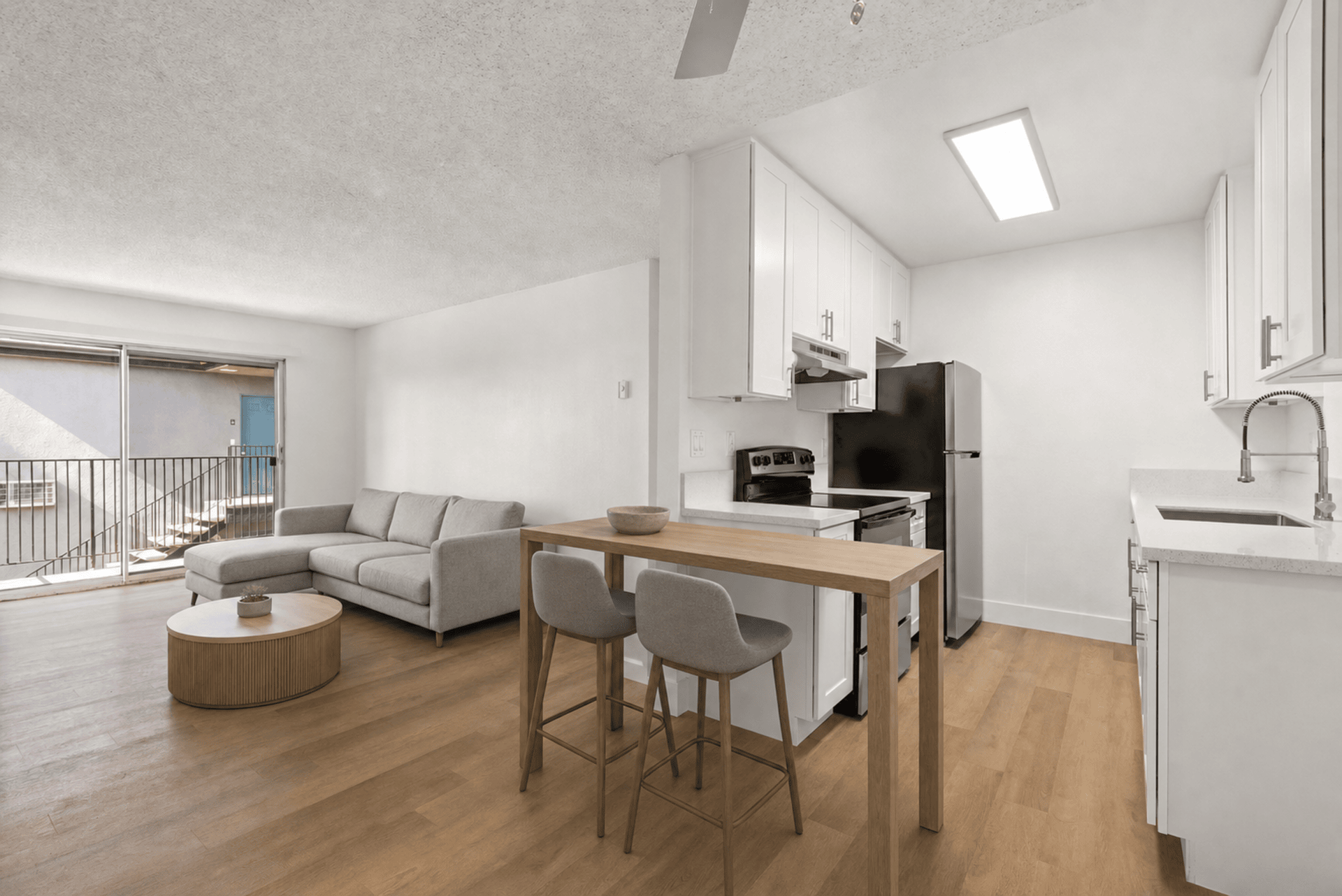 Terre at 989 Peach photo 5