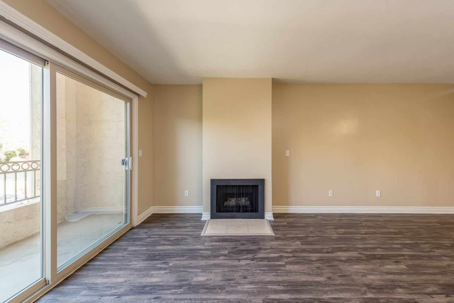 Stoneridge By The Lake Apartments photo 2