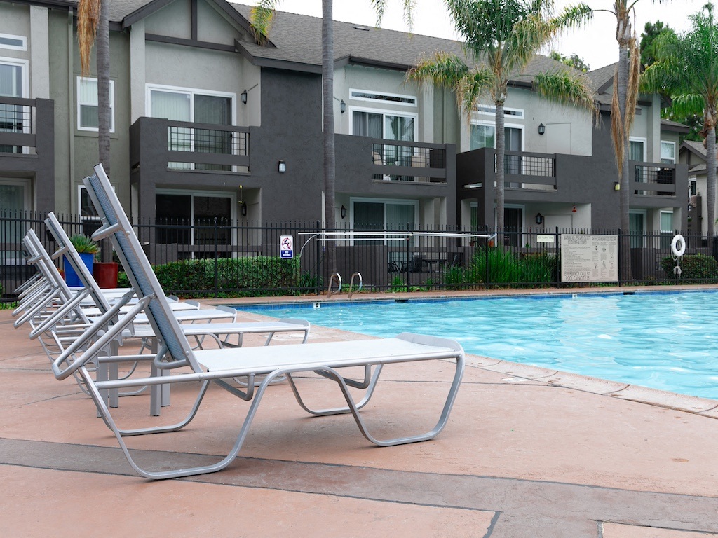Canyon Club Apartments photo 5