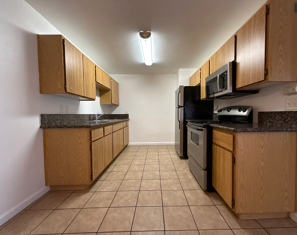 3060 B St San Diego, CA 92102 photo 3