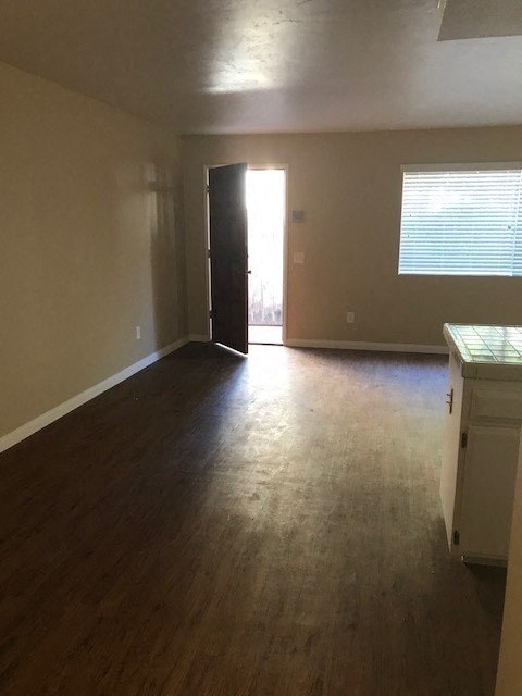 4575 Winona Ave photo 3