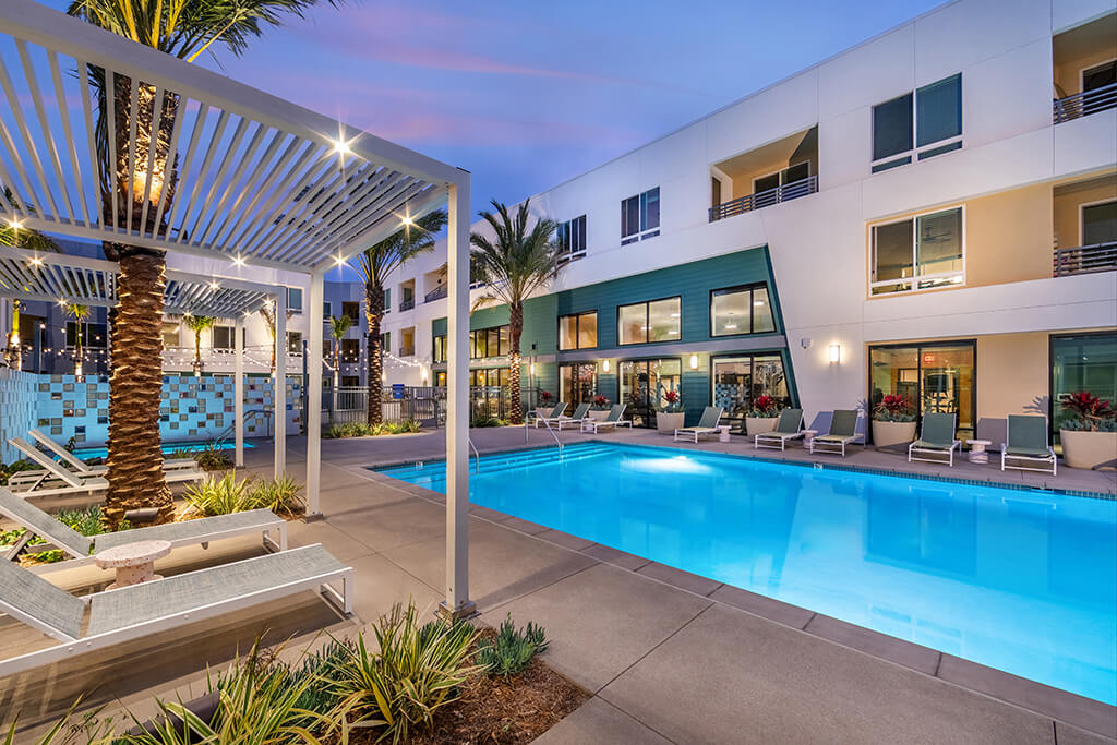 Bowen Apartments photo 4