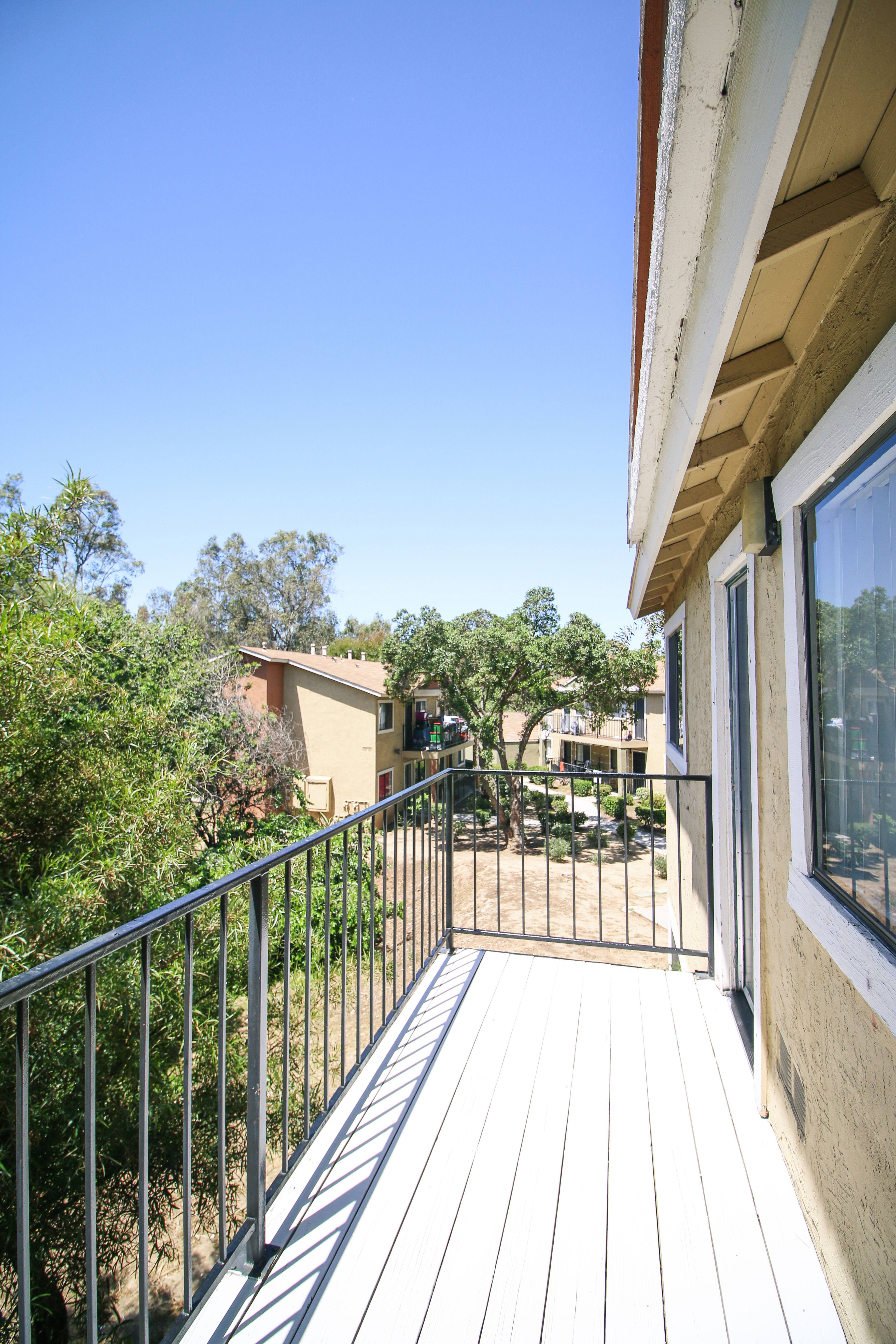 Creekside Villas Apartments photo 5