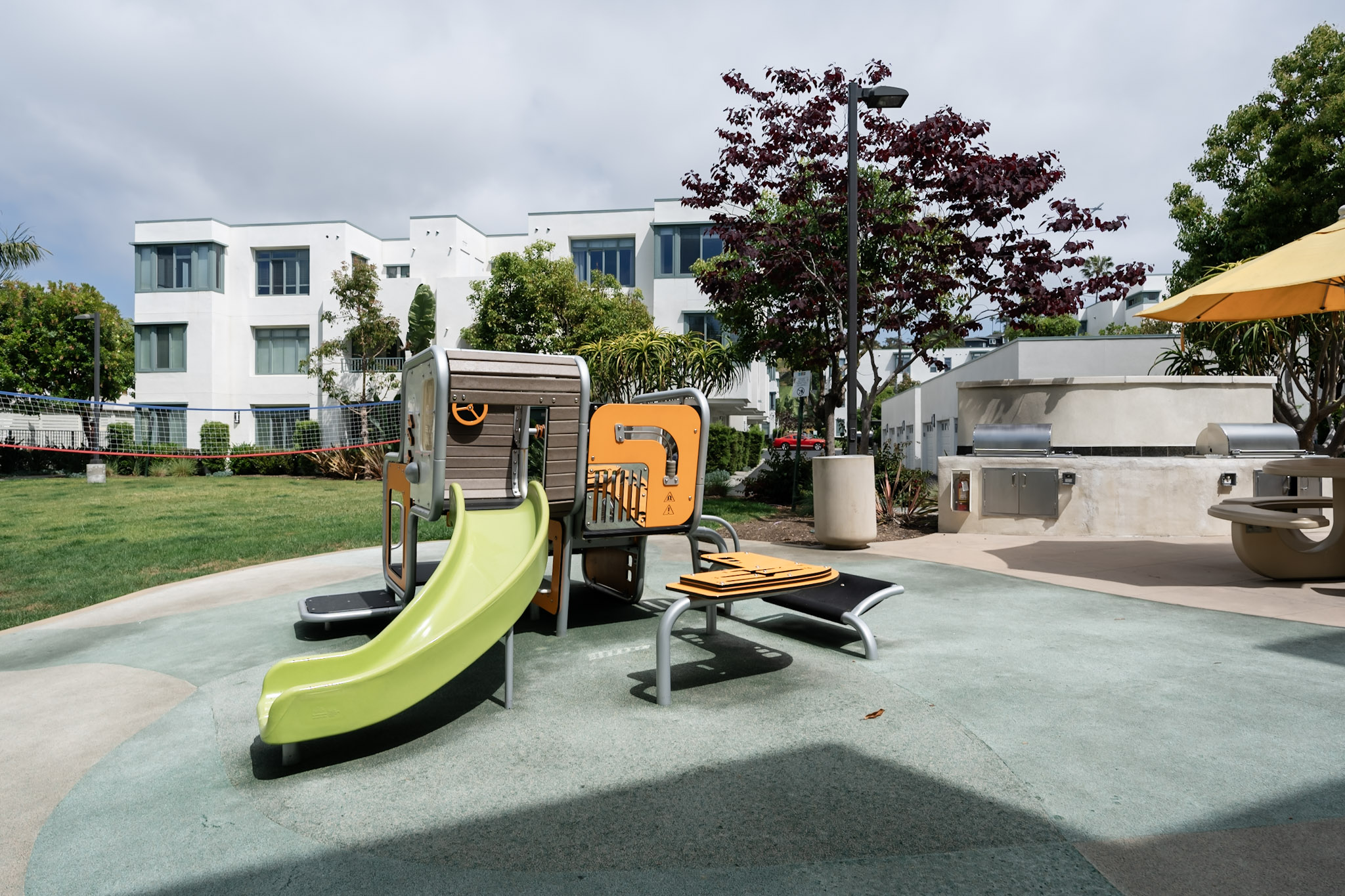 Dylan Point Loma Apartments photo 4
