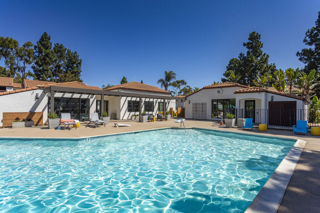 La Jolla Blue Apartments photo 4