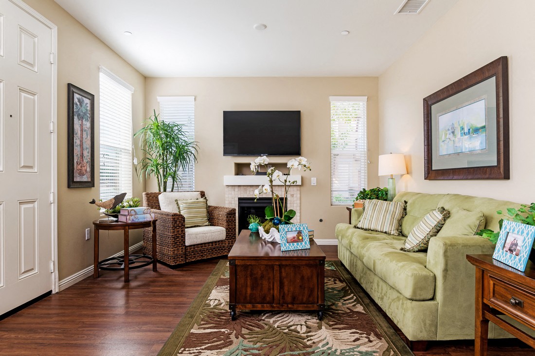 RiverEdge Terrace* photo 5