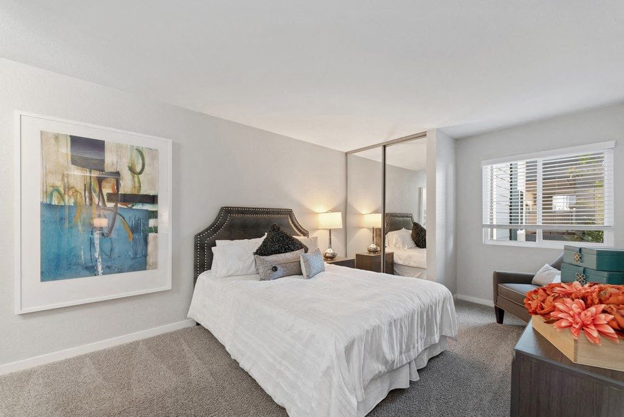 Pointe Luxe Apartment Homes photo 3