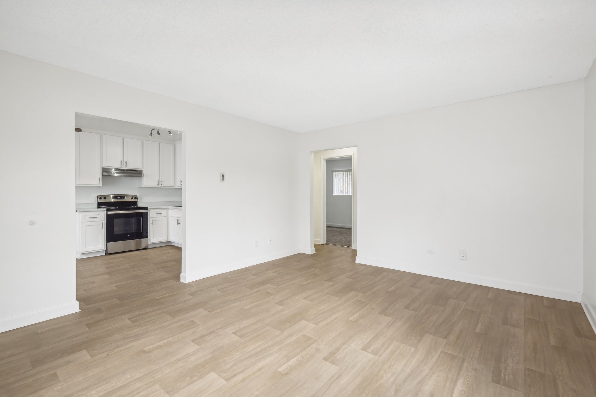 Valle at 9209 Kenwood