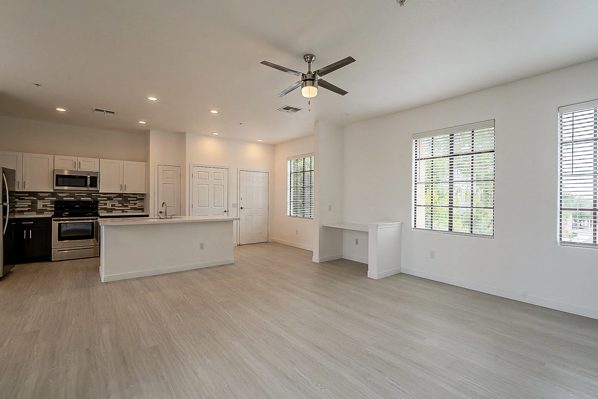 1 Bed 1 Bath 231 231 floor plan