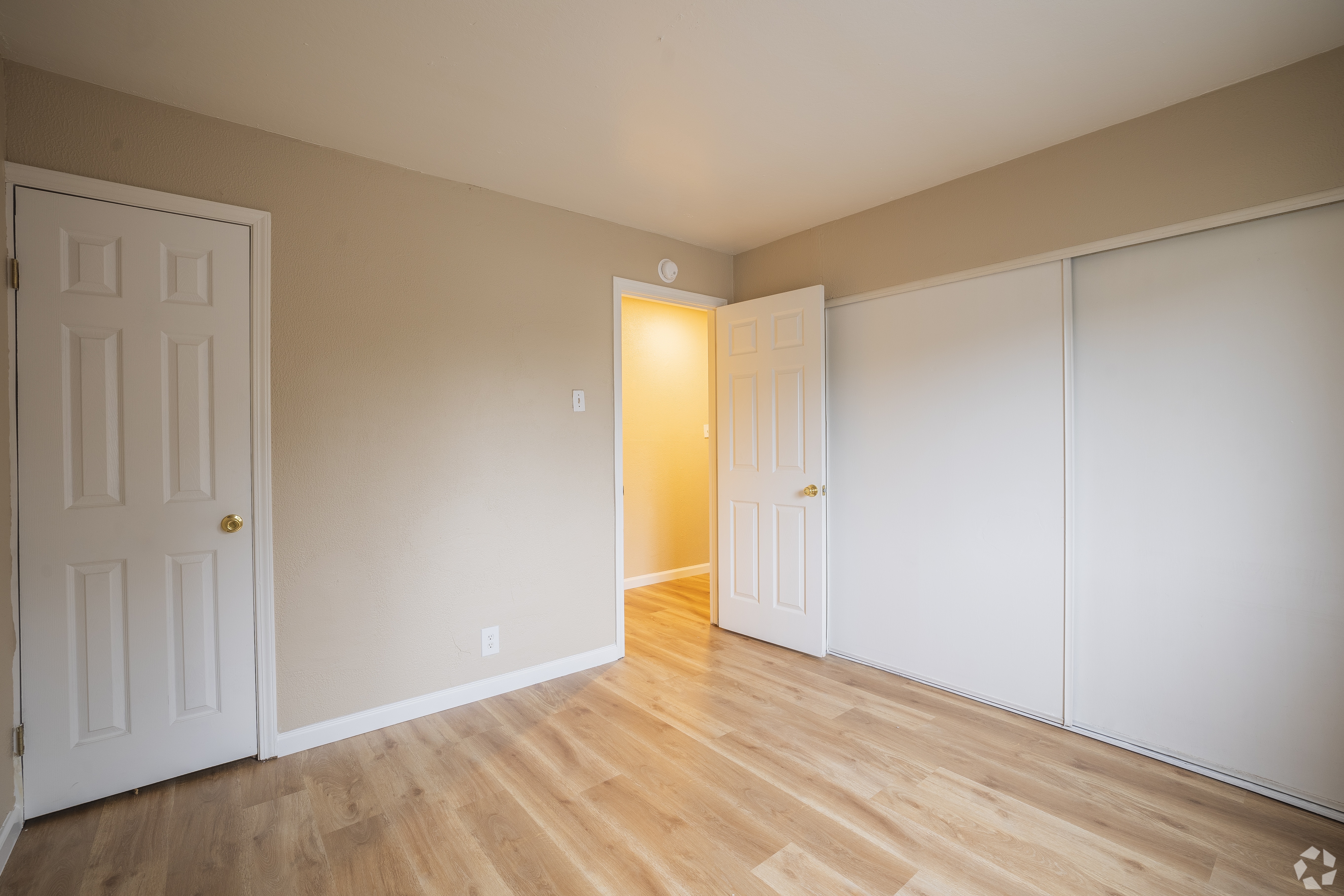 2 Bedroom x 1 Bath 12 12 floor plan