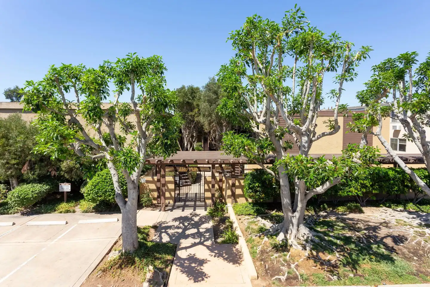 Bel Air Apartments