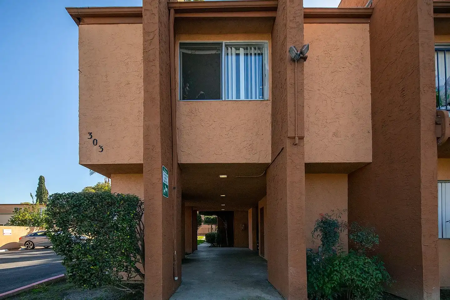 Madison Court Apartments photo 5