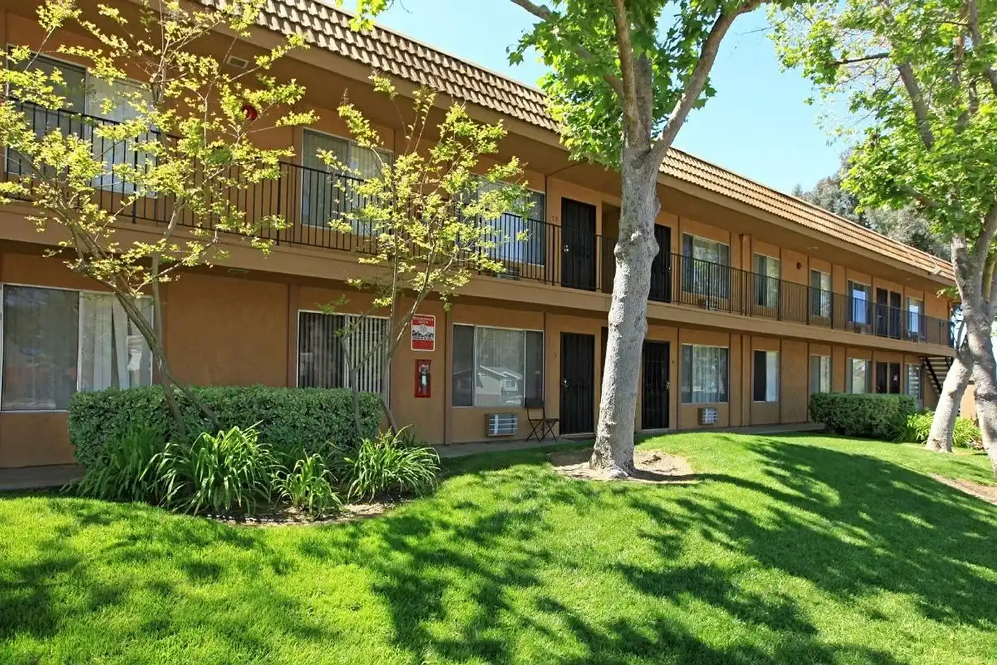 Fletcher Valley Apartments photo 4