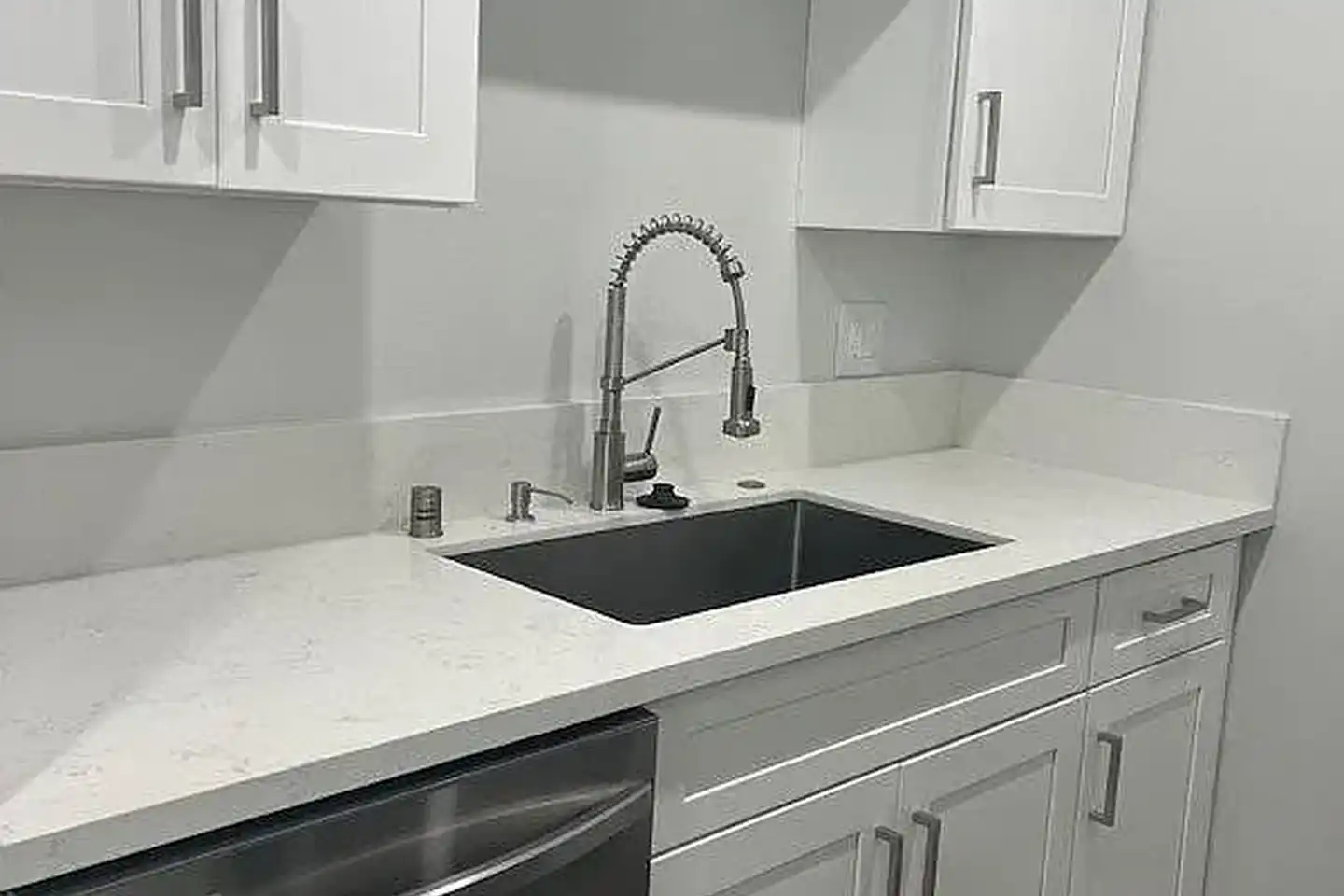 Canyon Creek Apartments B photo 2