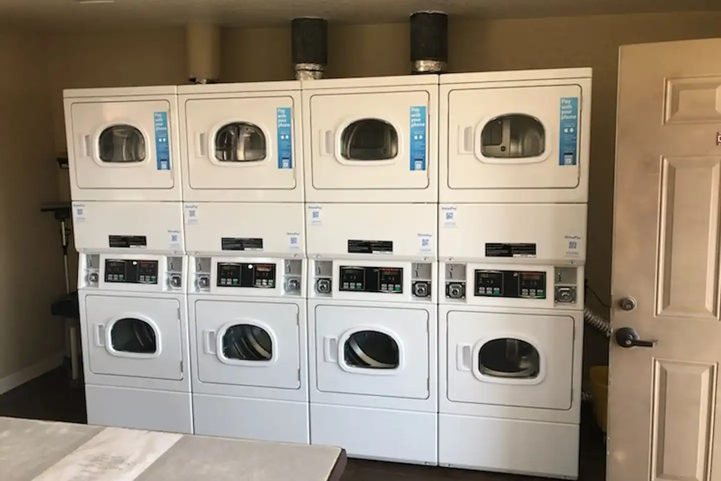La Fuente Apartments