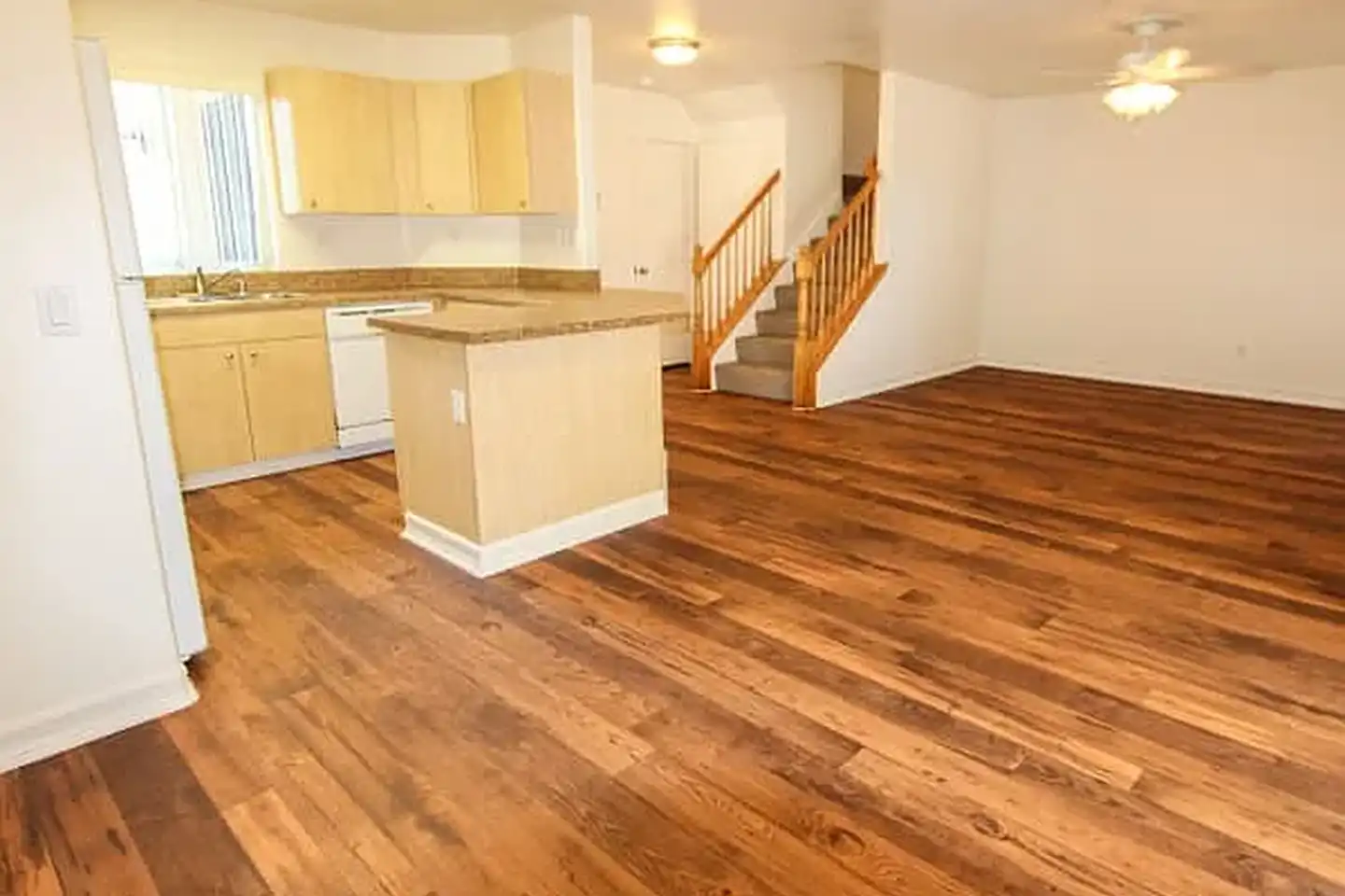 Vista Ridge - Military Housing photo 4