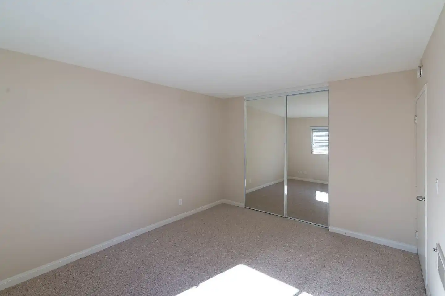 Kenora Terrace Apartments - Spring Valley, CA