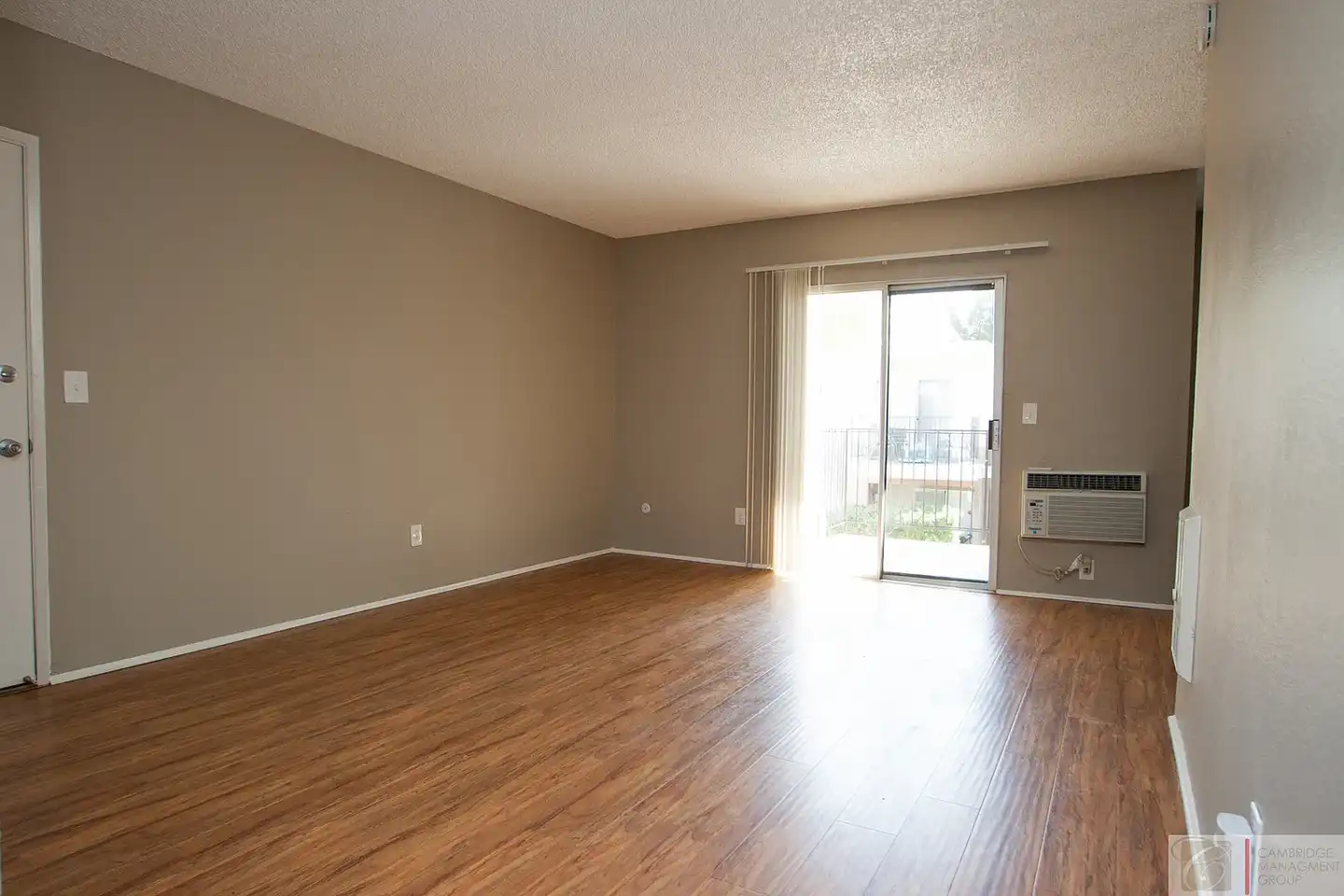 Lexington Gardens photo 4