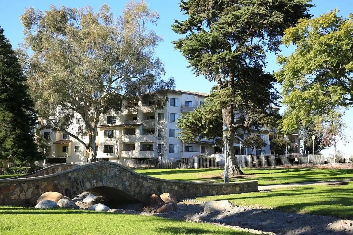 One park Apartments photo 4