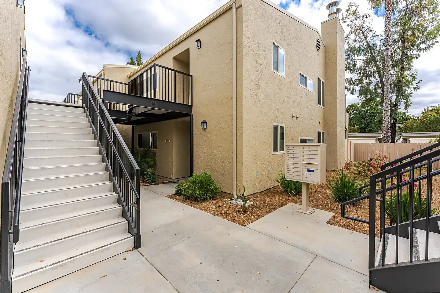 Hilleary Park - Military Housing