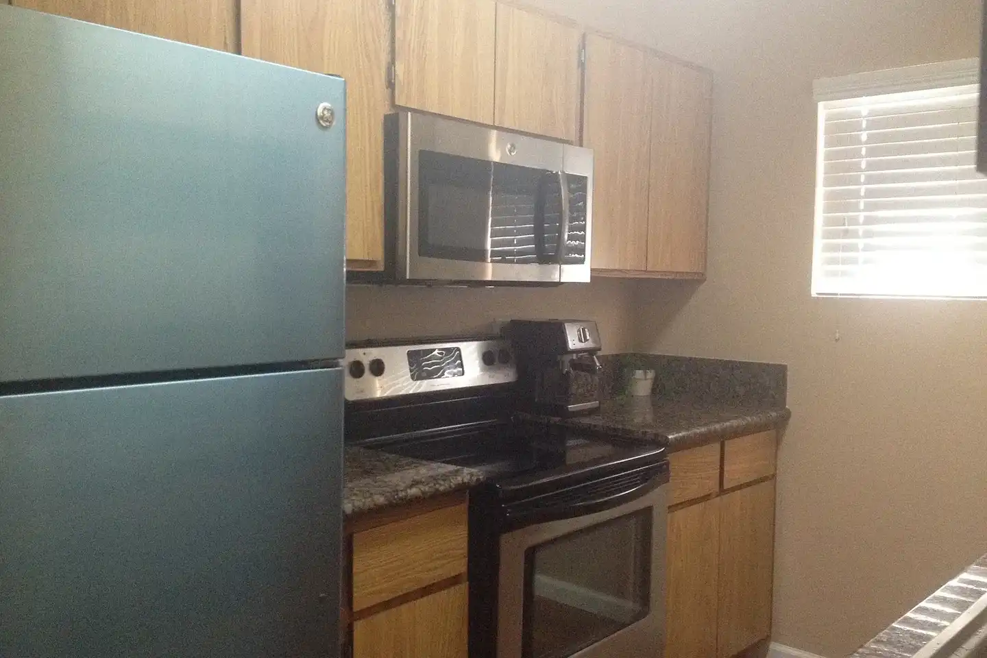 Woodlawn Apartments photo 3