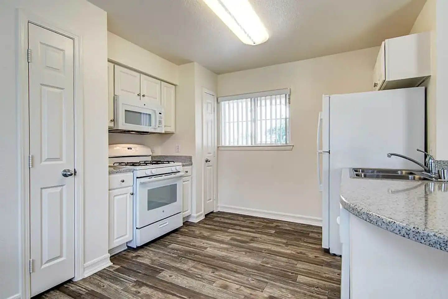 Admiral Hartman - Military Housing photo 5