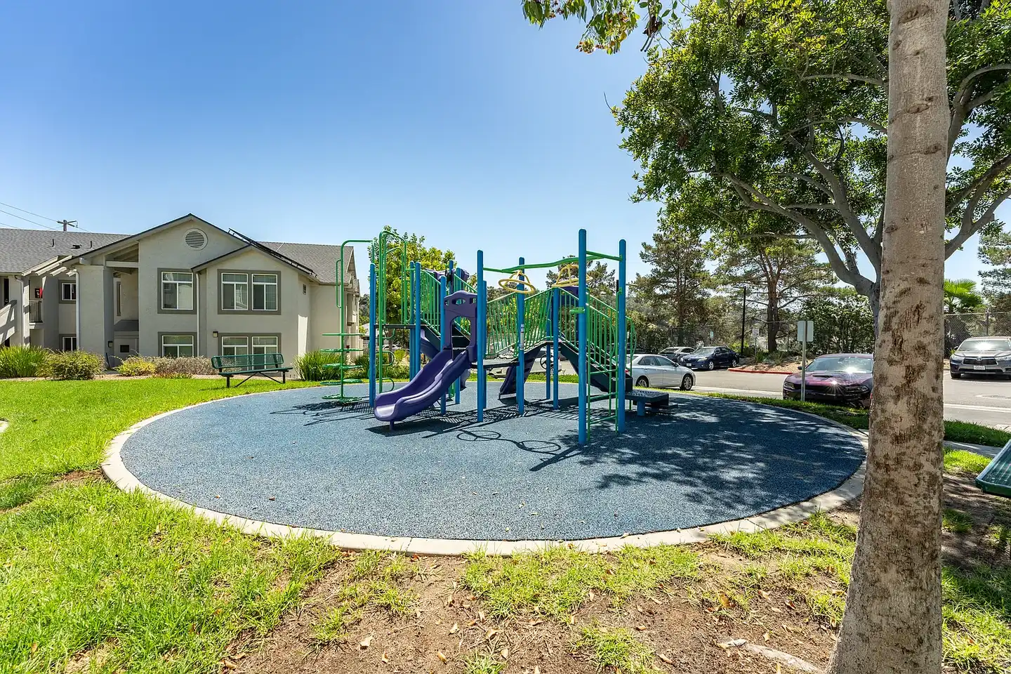 Paradise Gardens - Military Housing photo 3