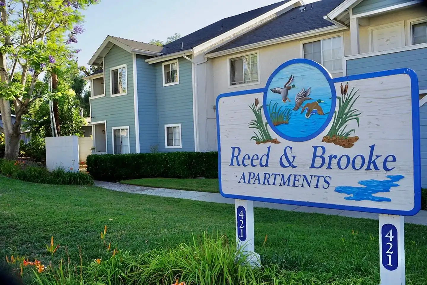 Reed and Brooke Apartments photo 3