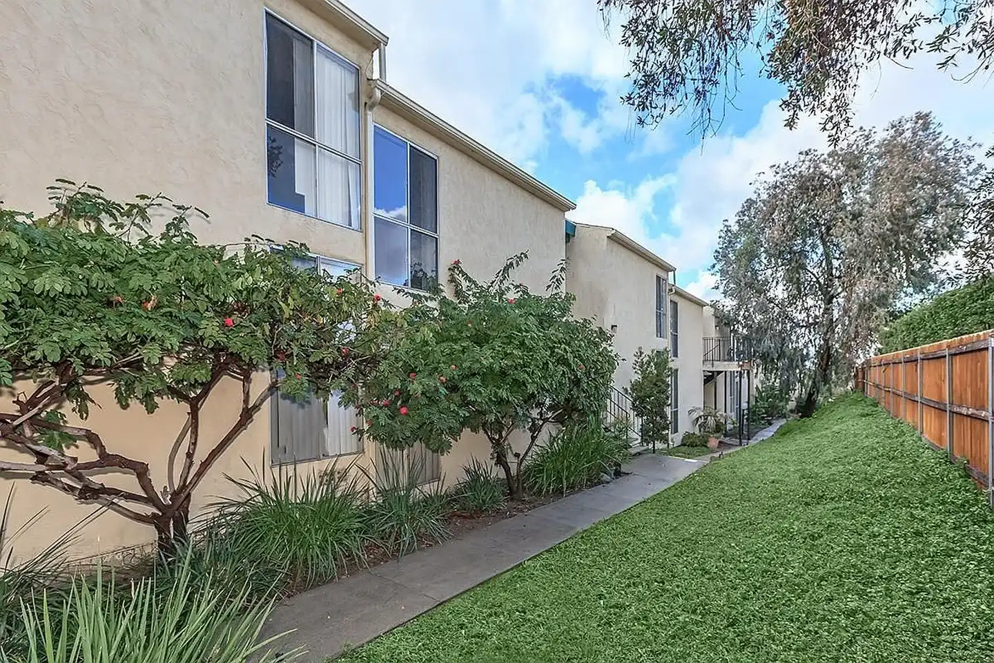 Woodland Terrace Apartments photo 3