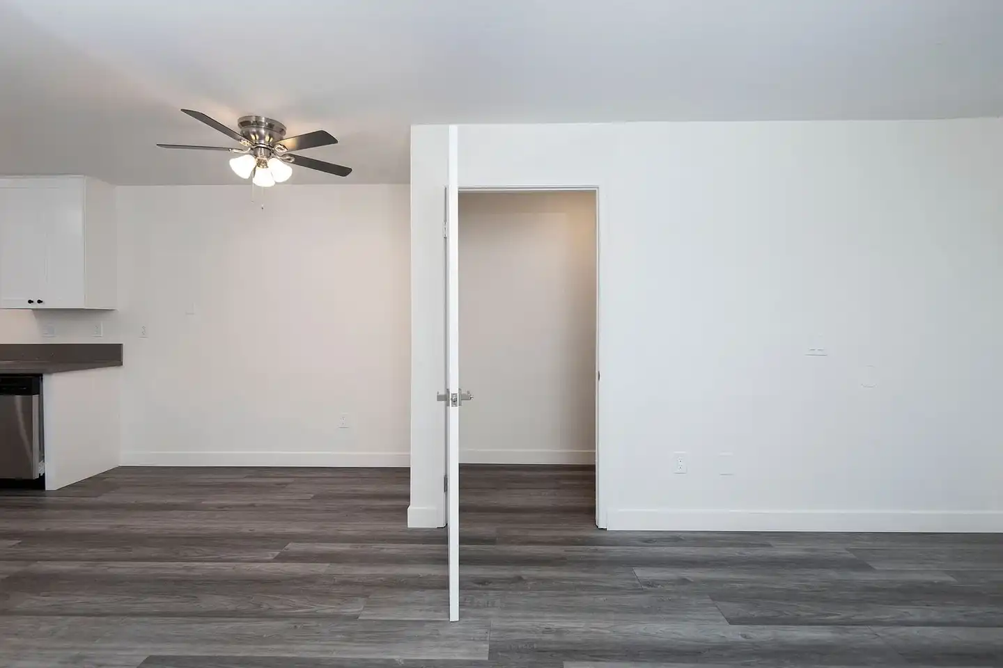 Highland View Apartments photo 4