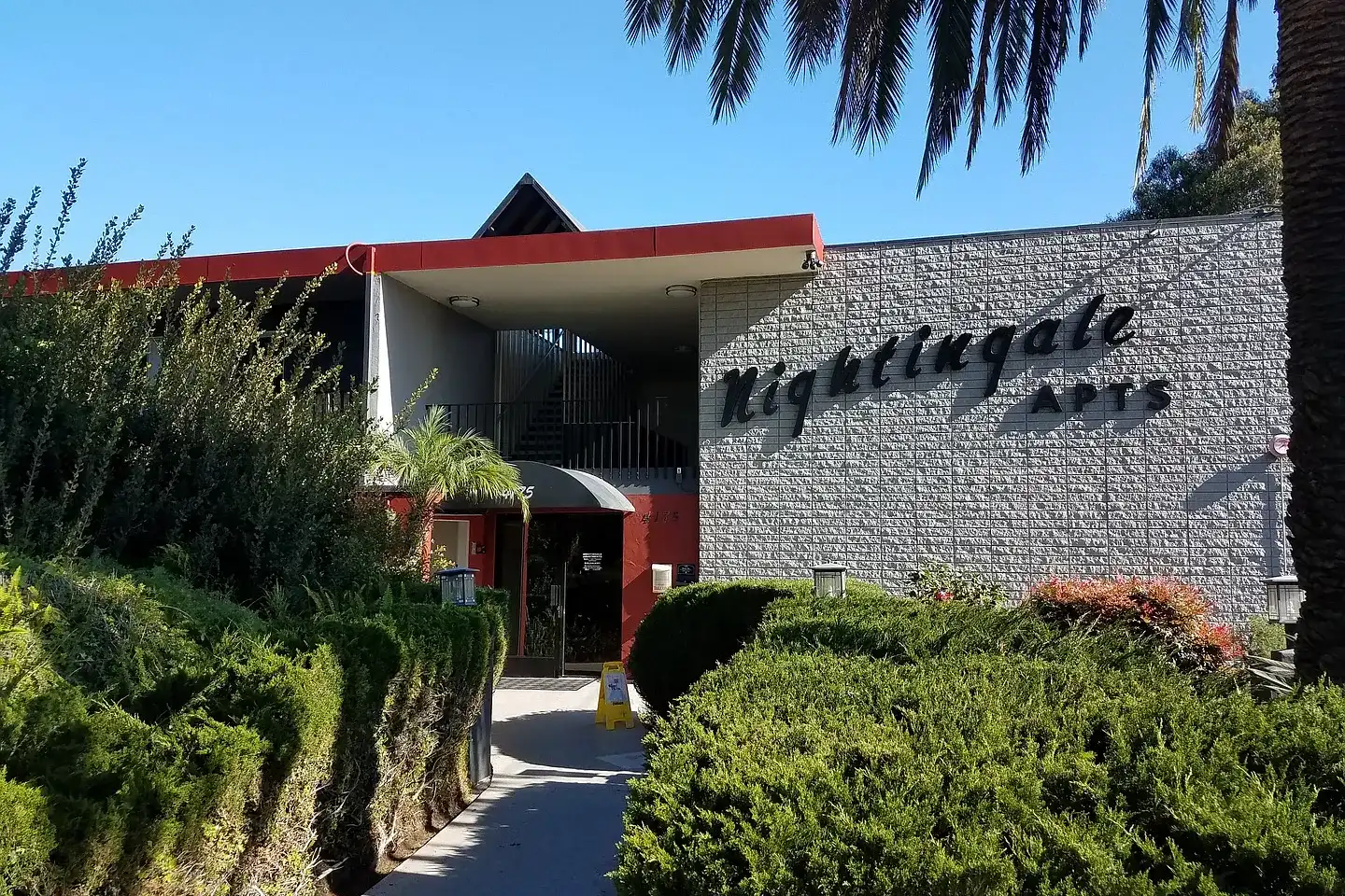 Nightingale Apartments photo 3