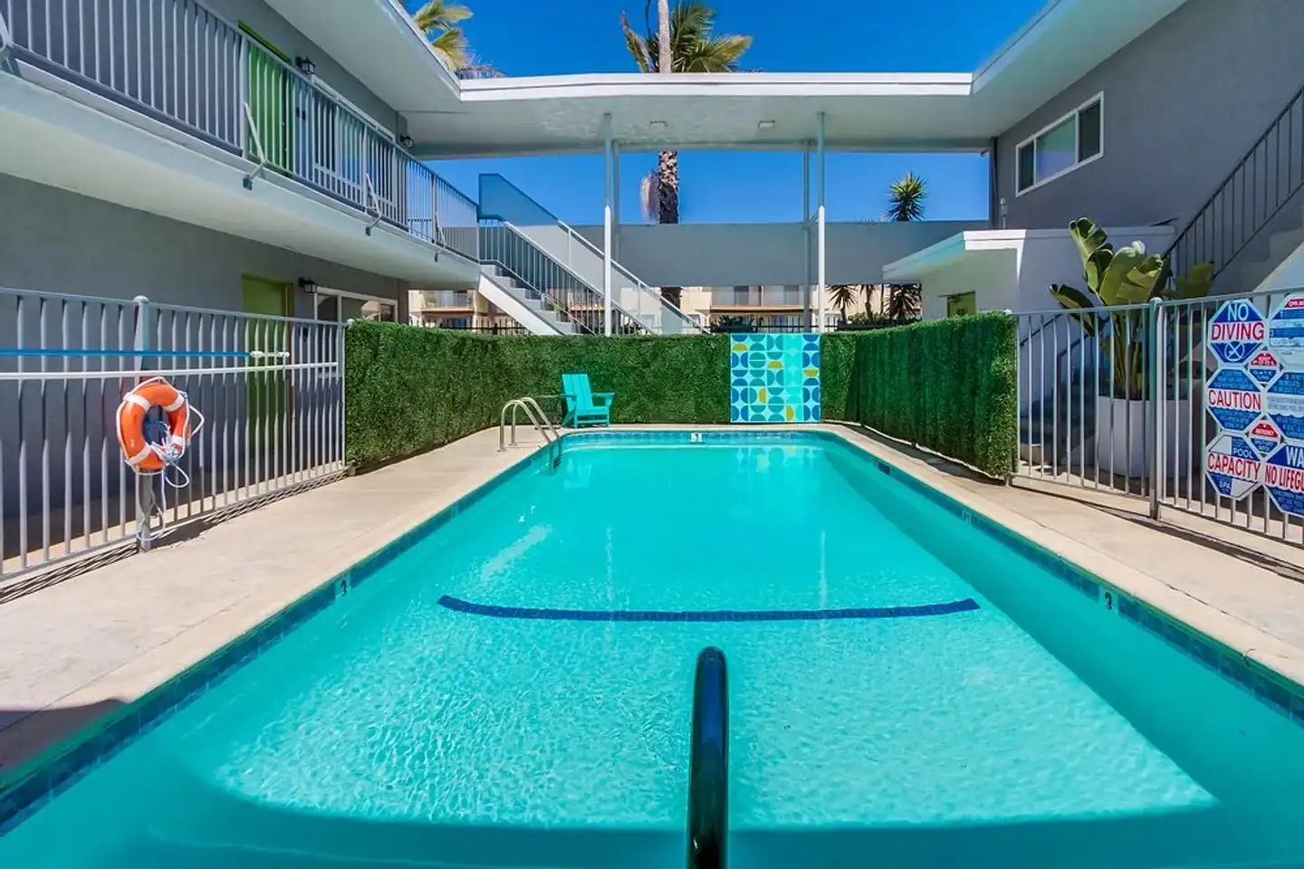 Pacific Palms photo 4