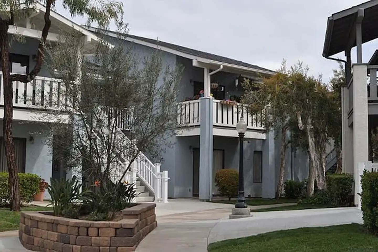 Cobblestone Park Apartments photo 2